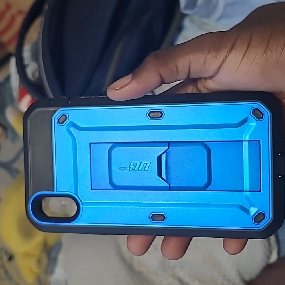Phone case - Picture 2 of 4